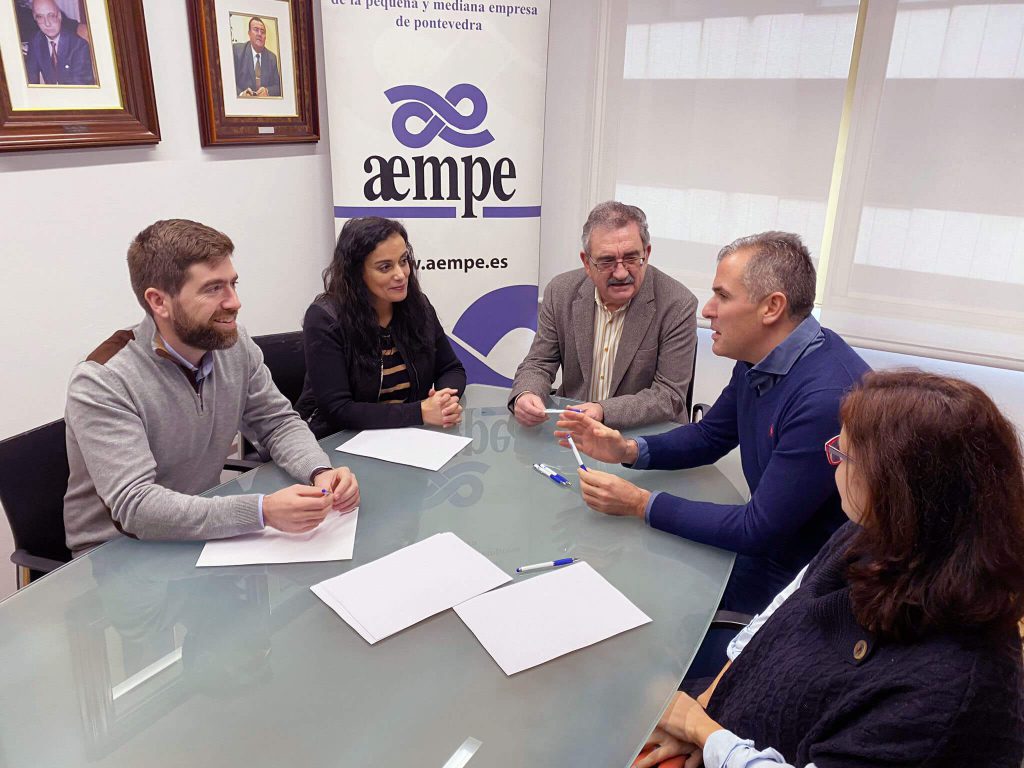 Reunión con AEMPE para analizar las causas y consecuencias de los problemas de tráfico de Pontevedra